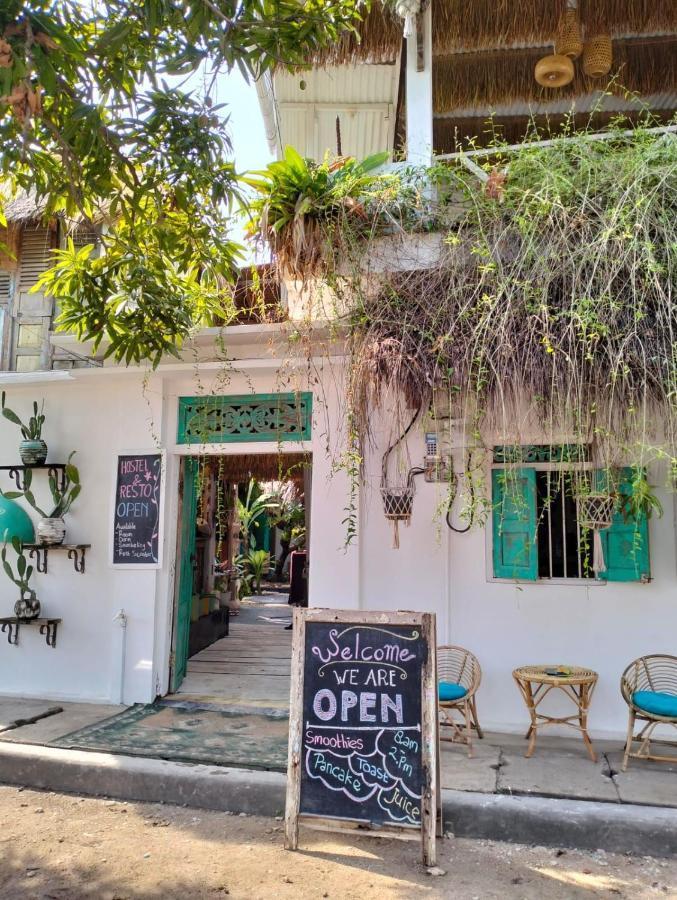 The Bodhi Tree Karimunjawa Hostel Eksteriør bilde