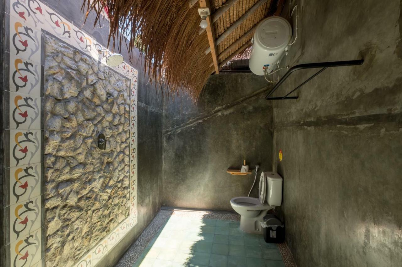 The Bodhi Tree Karimunjawa Hostel Eksteriør bilde