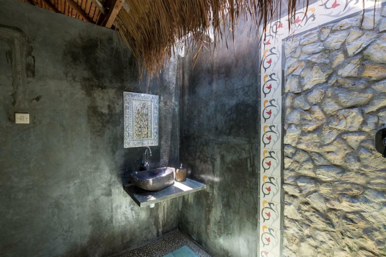 The Bodhi Tree Karimunjawa Hostel Eksteriør bilde