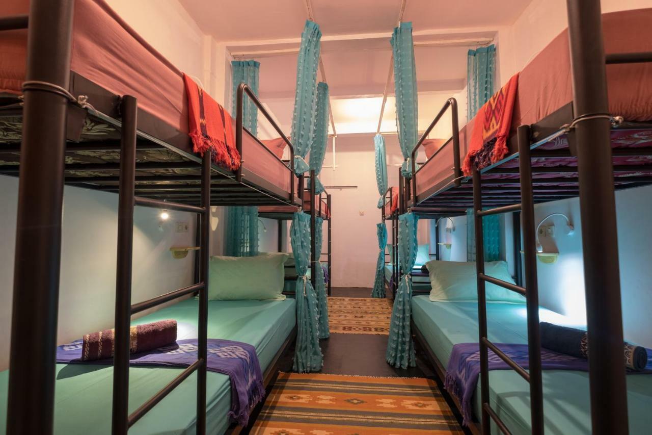 The Bodhi Tree Karimunjawa Hostel Eksteriør bilde