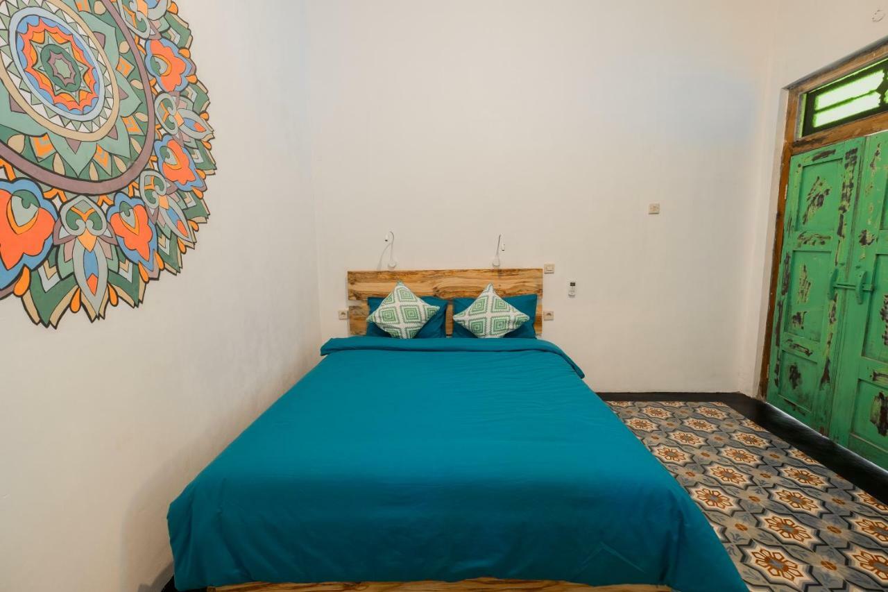 The Bodhi Tree Karimunjawa Hostel Eksteriør bilde