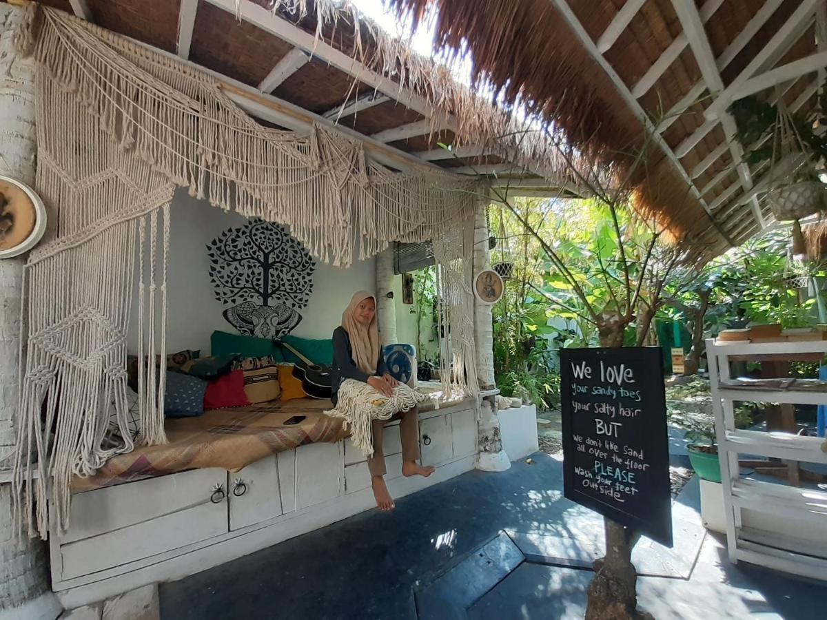 The Bodhi Tree Karimunjawa Hostel Eksteriør bilde